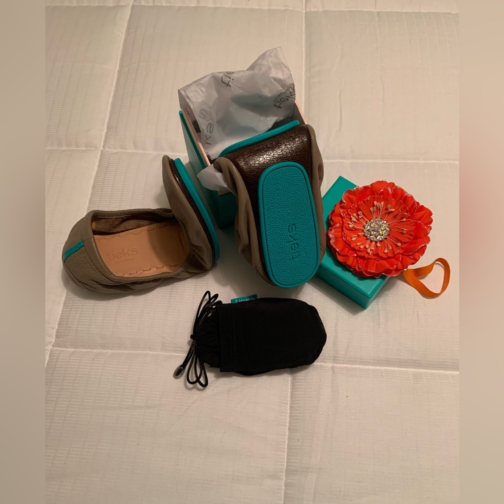 Tieks Teal and Brown Foldable Ballet Flats - Picture 5 of 5